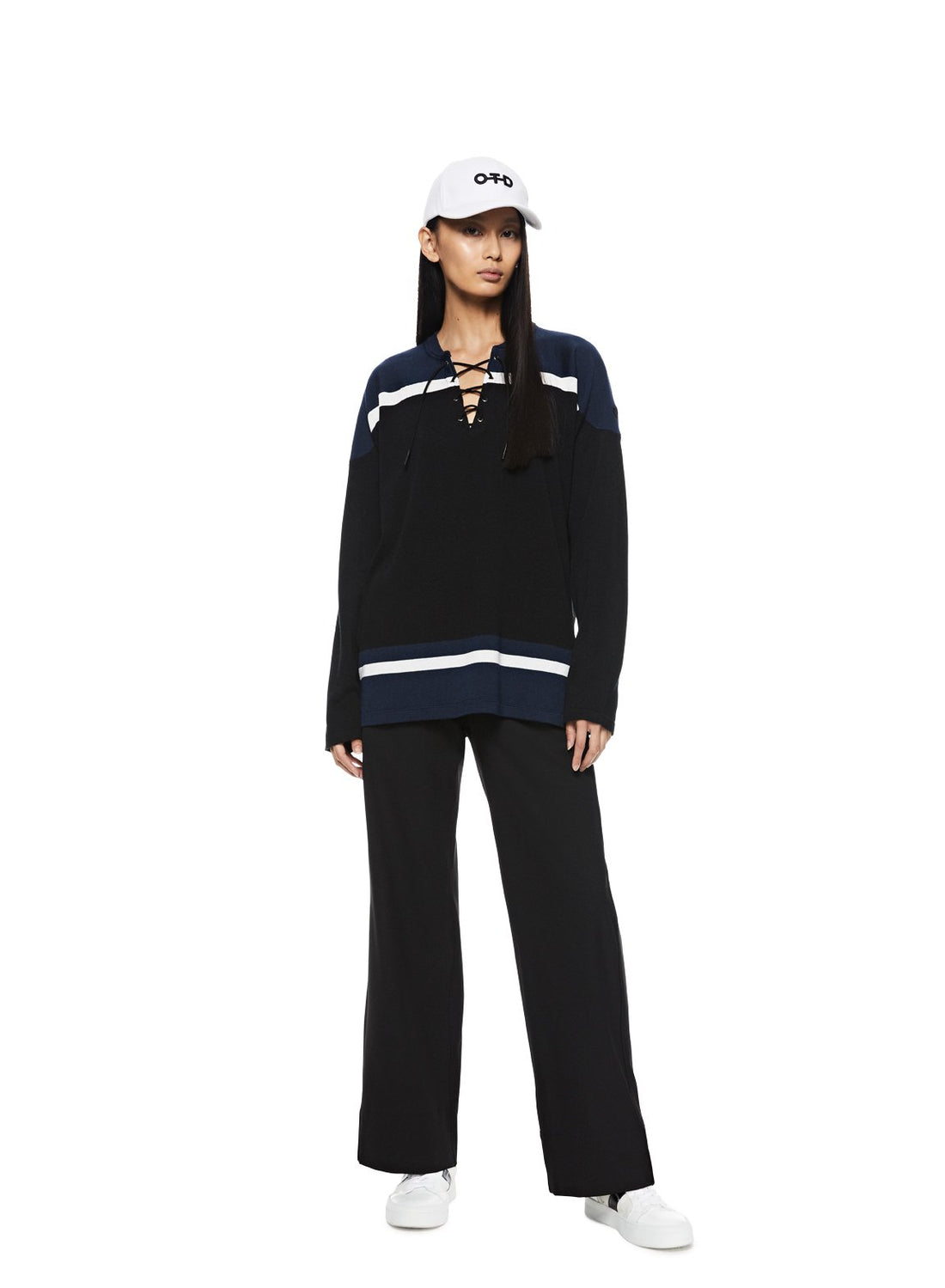 Woman in Black Cashmere-Blend Hockey Sweater